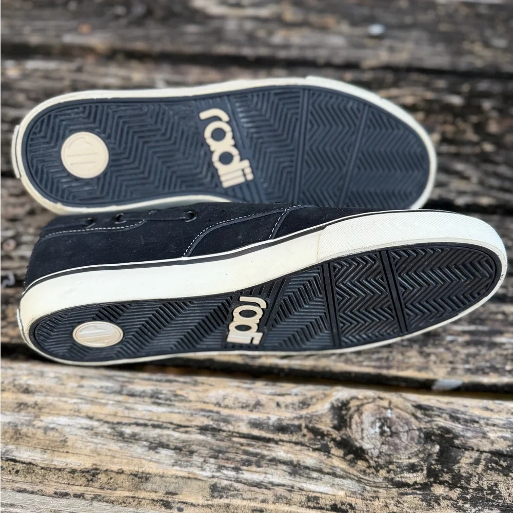 NWT Radii Footwear Gilligan Black Nubuck Size 10.5 Lace Up Men’s Boat Shoe M2
